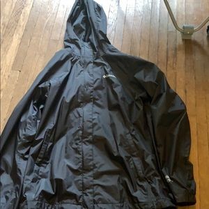 Columbia M raincoat